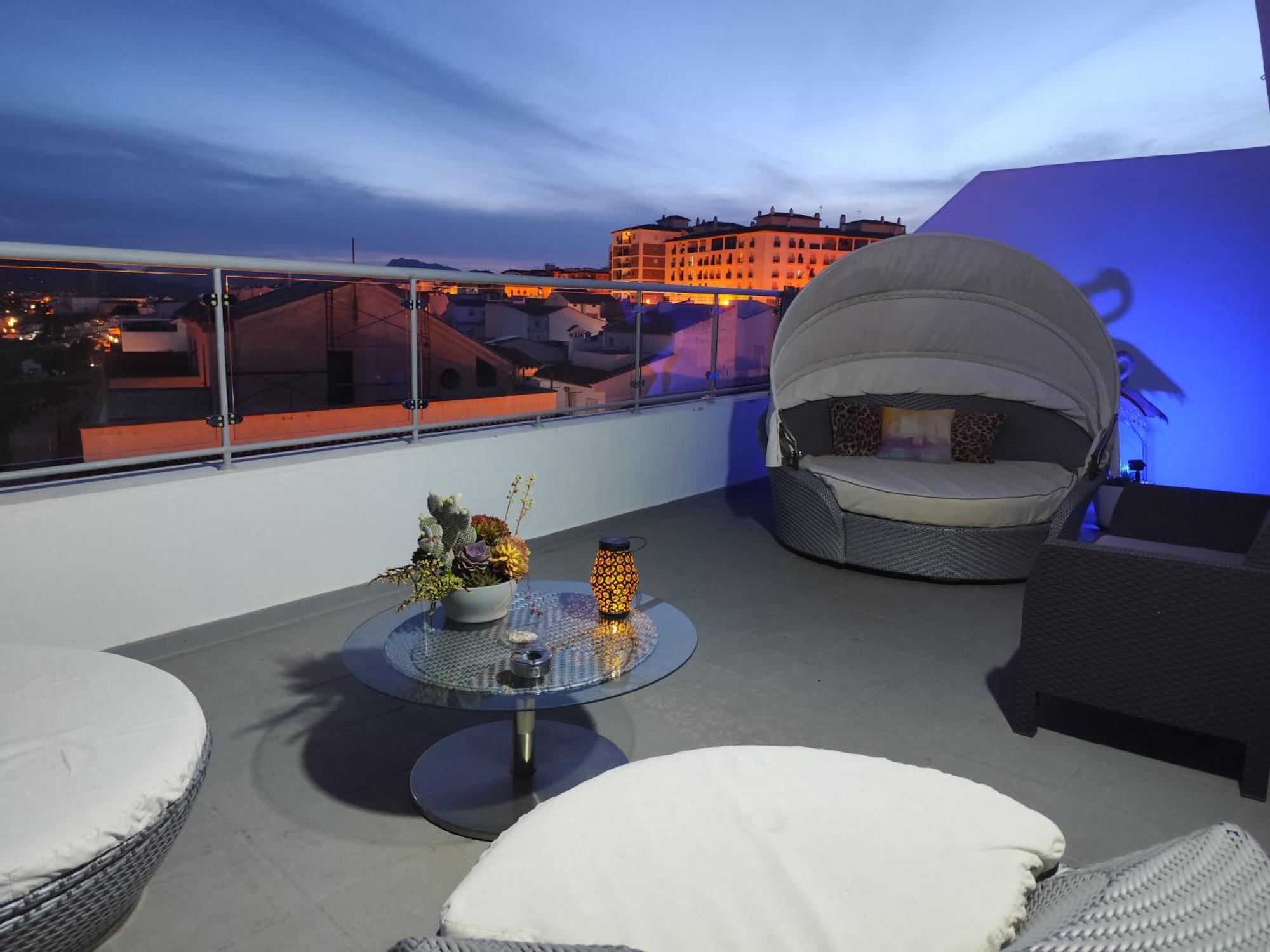 Atico Rilque, Apartamentos Independientes Con Jacuzzi Privado Y Terraza En Ронда Екстериор снимка